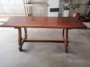 Tavolo "fratino" in legno massiccio, lungo 180 cm.