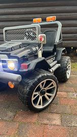 Peg Perego Gaucho Superpower auto per bambini