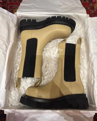 Stivali bottega veneta 36.5 nuovi
