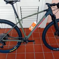 Mtb 29 in carbonio taglia L