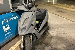 malaguti phantom f12