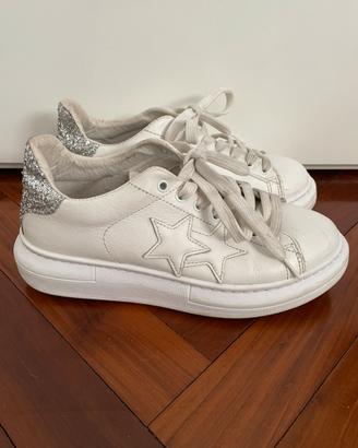 2Stars sneakers in pelle bianca e glitter  37