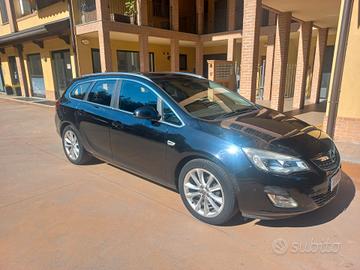 Opel Astra 1.4 Turbo 140CV Sports Tourer Cosmo