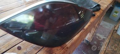fari posteriori  Peugeot 207 oscurati a led