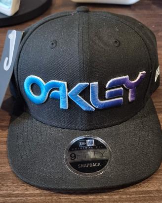 Cappellino Oakley x New Era 9FIFTY Snapback Nuovo