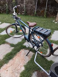 biciclette pedalata assistita Decathlon Elops 920 