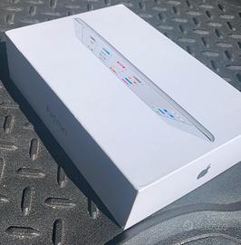 Ipad mini 2 bianco con scatola