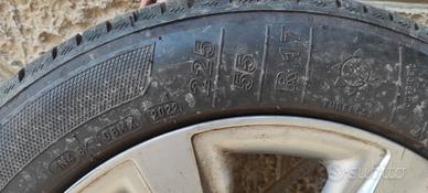 Cerchi originali con pneumatici estivi da 17 