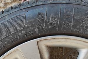 Cerchi originali con pneumatici estivi da 17 