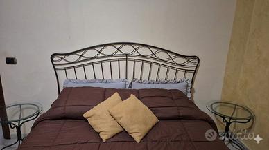 Letto matrimoniale in ferro battuto