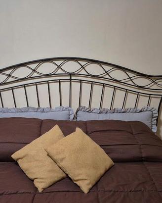 Letto matrimoniale in ferro battuto