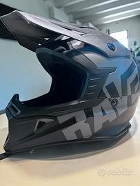 Casco tipo motocross