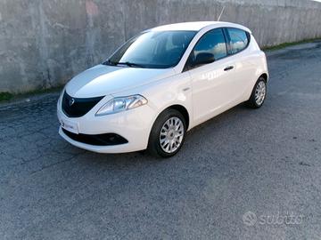Lancia Ypsilon 1.2 69 CV 5 porte GPL Ecochic Elefa