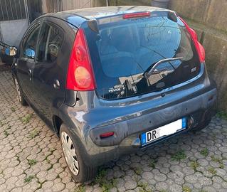 Peugeot  107