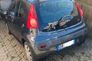 Peugeot  107