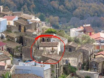 Casetta indipendente castiglione di sicilia