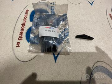 82415302 PATTINO GUIDA VETRO PORTIERA LANCIA THEMA