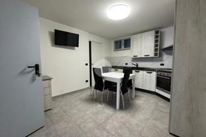 BOX A COSTA DI MEZZATE