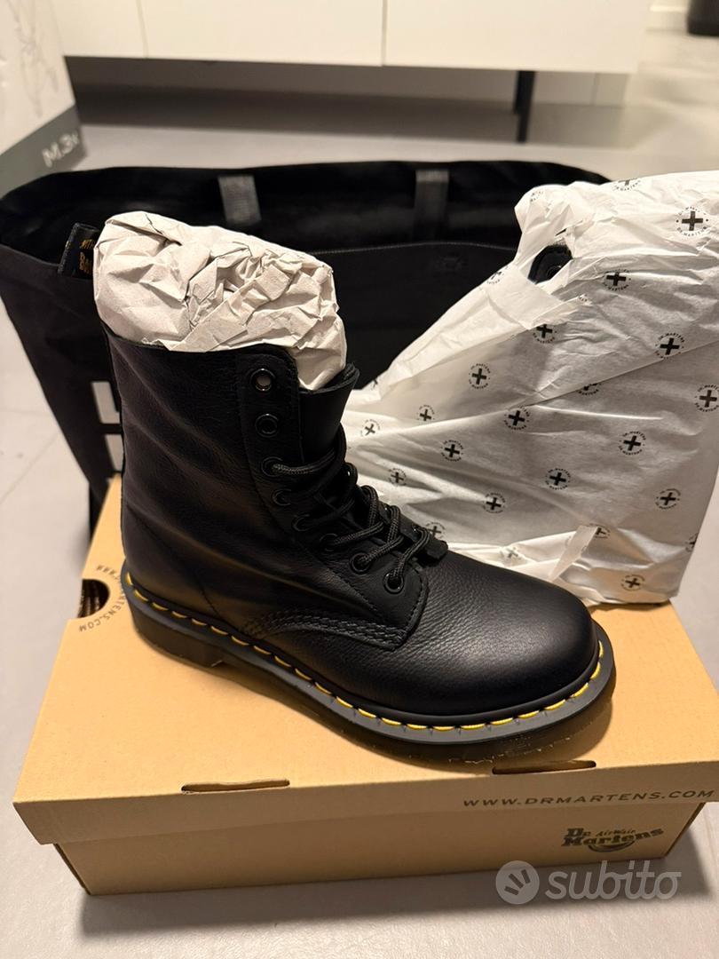 Subito dr martens deals