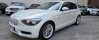 Bmw 118 118d 5p. Urban