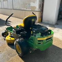 Trattorino tagliaerba