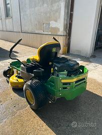 Trattorino tagliaerba