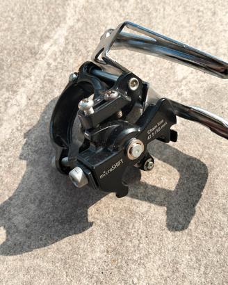Deragliatore anteriore Microshift 
