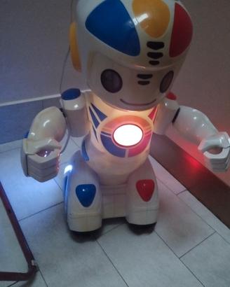 robot emiglio