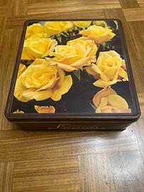 Scatola in latta vintage biscotti Lazzaroni