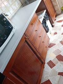 Cucina arte povera in legno