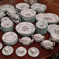 Servizio piatti Spode modello Summer Palace.