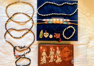 Collane bracciali pendenti nuovi