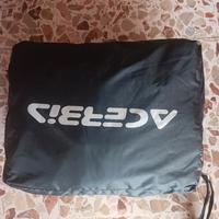 giacca e pantaloni antipioggia moto