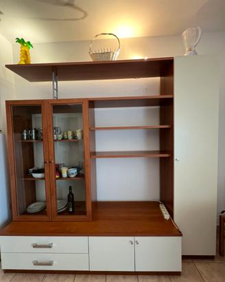 Mobile con cristalliera per soggiorno