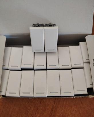 pulsante bticino axolute