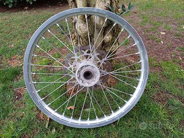 Cerchio anteriore Suzuki