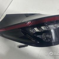 Fanale posteriore sx toyota yaris cross 2024