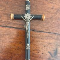 Croce pettorale memento mori con teschio fine 800