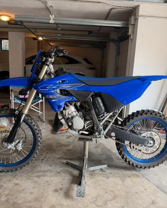 YAMAHA YZ 125 2022 TARGATA!