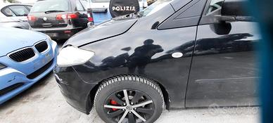 MAZDA 5 ANNO 2007 - PARAFANGO SINISTRO