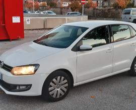 VOLKSWAGEN Polo - 2010