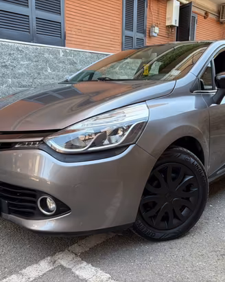 Renault Clio 1.2 75CV GPL 5 porte anno 2015