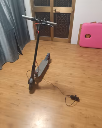 Monopattino AOVOPRO ES60 con BATTERIA NUOVA
