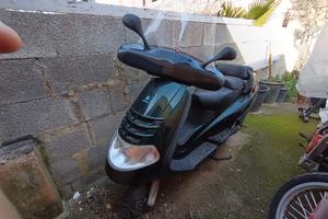 piaggio hexagon 180 2T