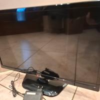 TV 24' LG perfettamente funzionante.