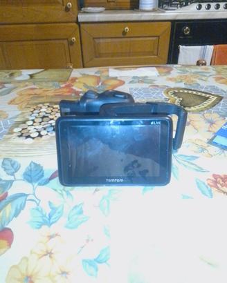 navigatore TomTom go