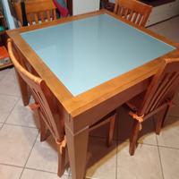 tavolo per 4 posti allungabile diventa  per  8 /10