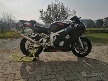Yamaha R6 carburatori 