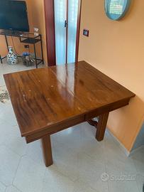 Tavolo in legno massello Termoli