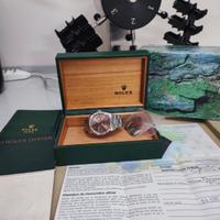 Orologio Rolex Oyster Perpetual Date in acciaio Re